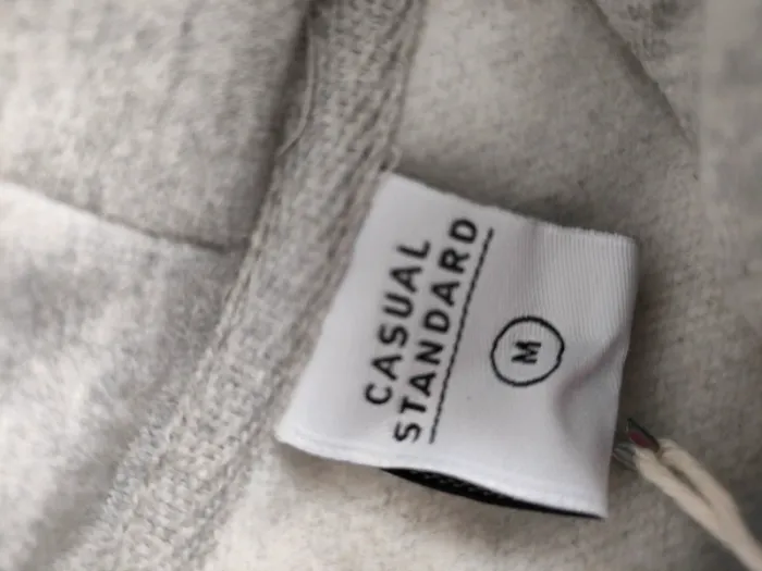 Sweat à capuche gris molletonné Taille M - photo numéro 4