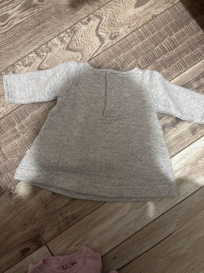 Lot vêtements 1mois - photo numéro 4
