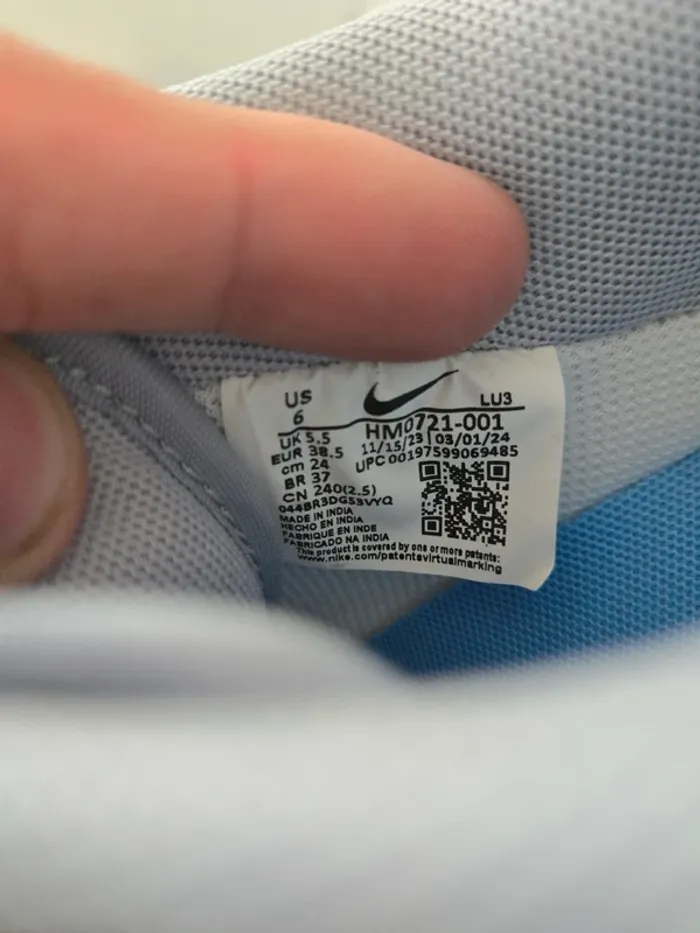 Nike air force 1 taille 38,5 neuves blanc gris bleu - photo numéro 8