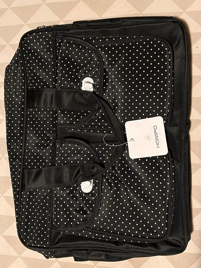 sacoche avec accessoires neufs - photo numéro 2