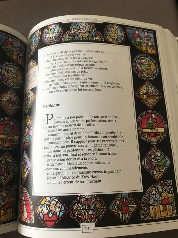 Livre La bible est un trésor - photo numéro 5