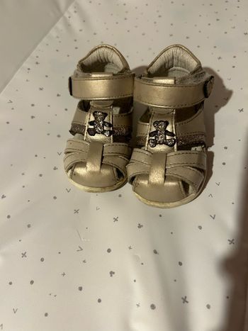 Sandale bébé