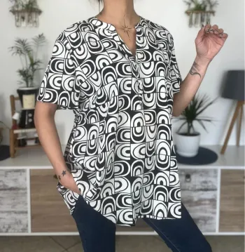 SOLDE Blouse manches courtes taille 4 ; taille 48 - Christy ( grande taille)  - neuf