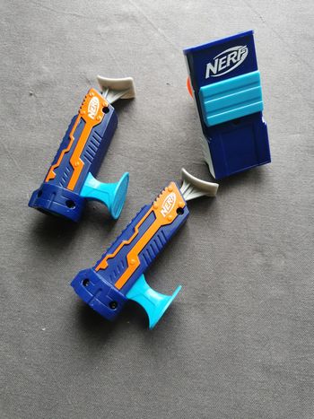 Lot Nerf 2 petits pistolets et lance-disques