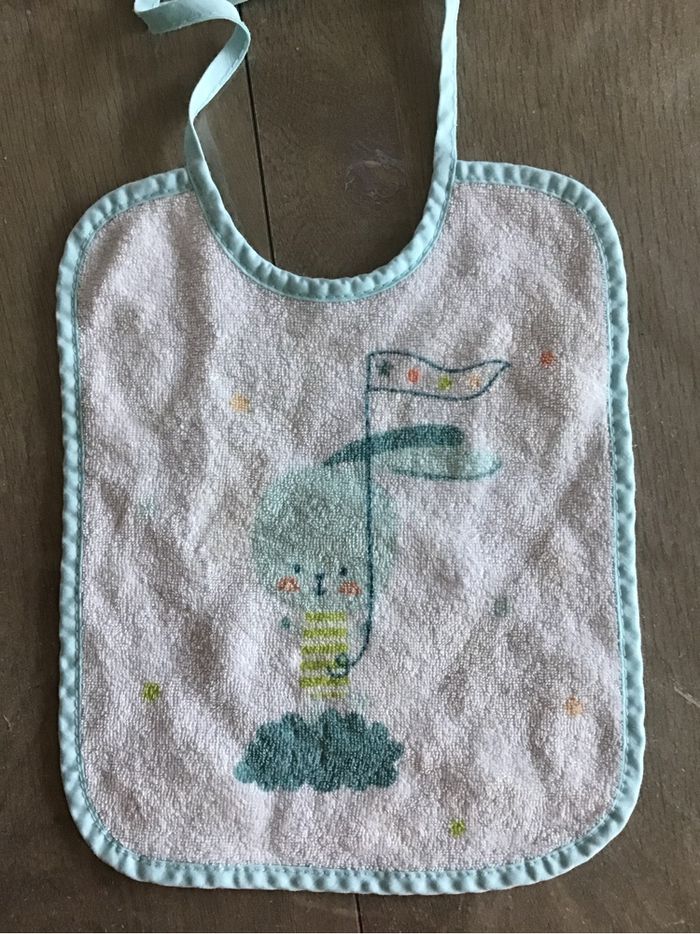 Bavoirs - photo numéro 3