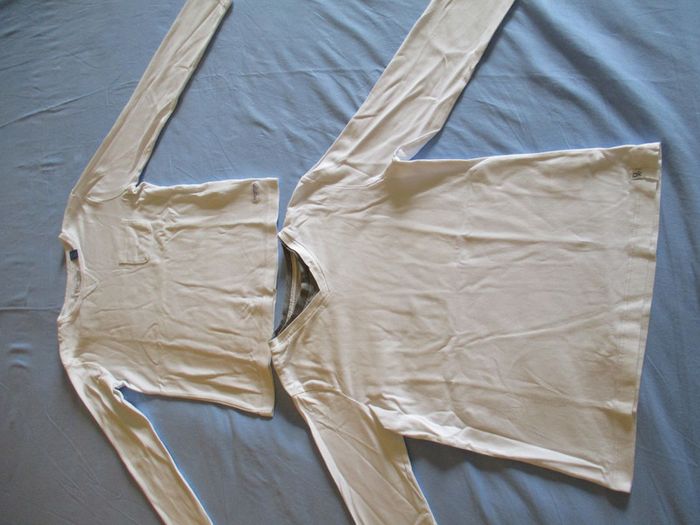 lot de 2 tee shirts garçon okaidi 8 ans - photo numéro 2