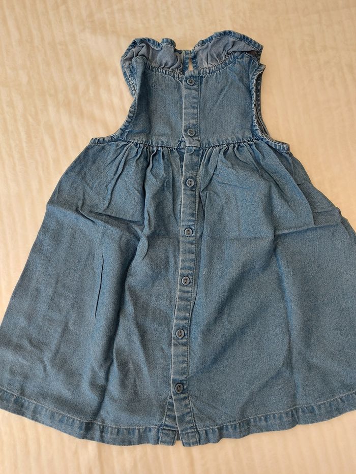 Robe en jean Kiabi 2 ans - photo numéro 2
