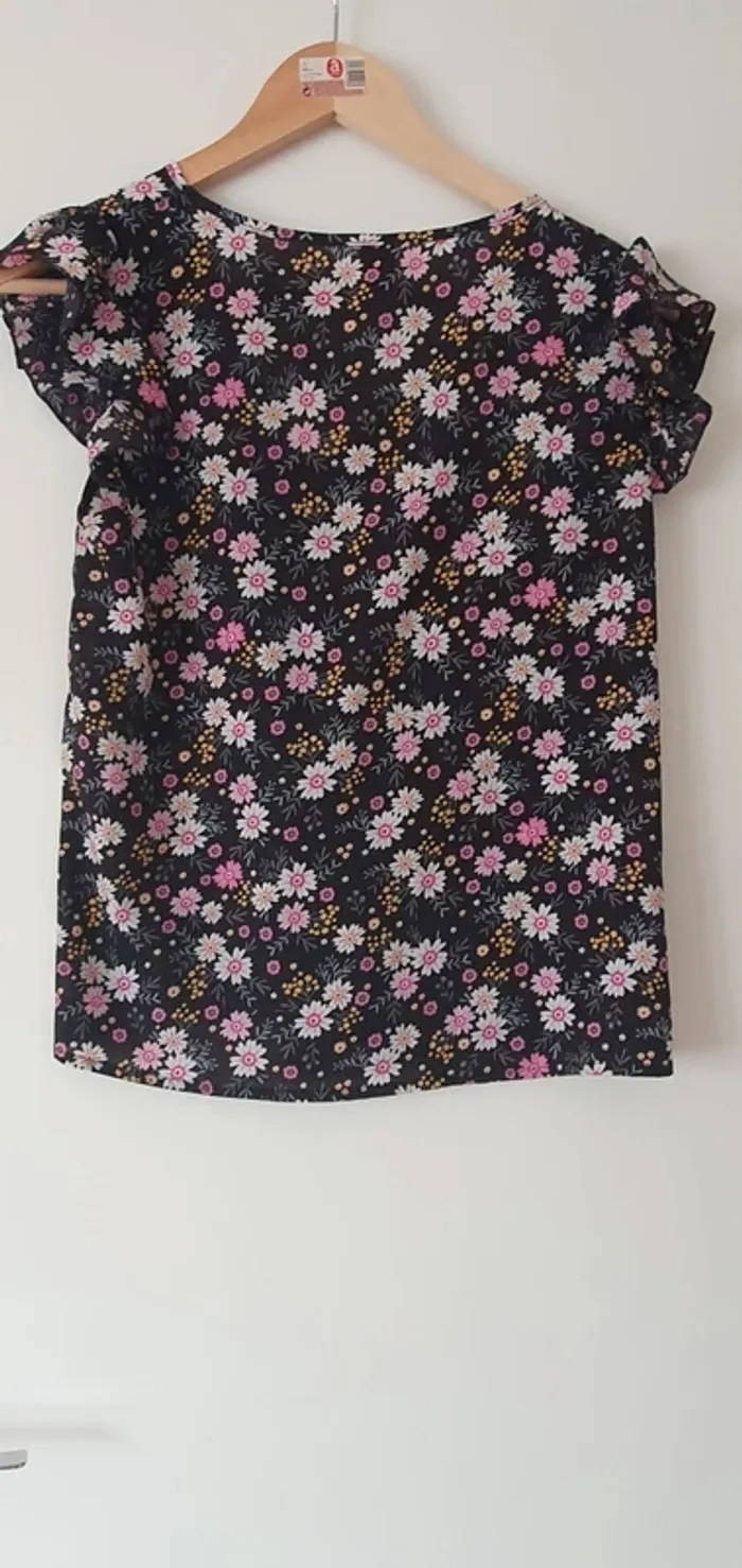 Blouse fleuri col v manche volant - photo numéro 3