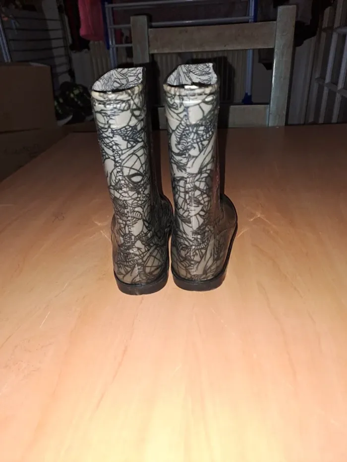 Botte de pluie taille 27 garçon - photo numéro 4