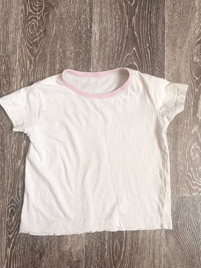 T-shirts et body manches courtes 24 mois - photo numéro 2