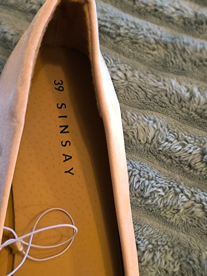 Ballerine couleur nude T39 Sinsay - photo numéro 2