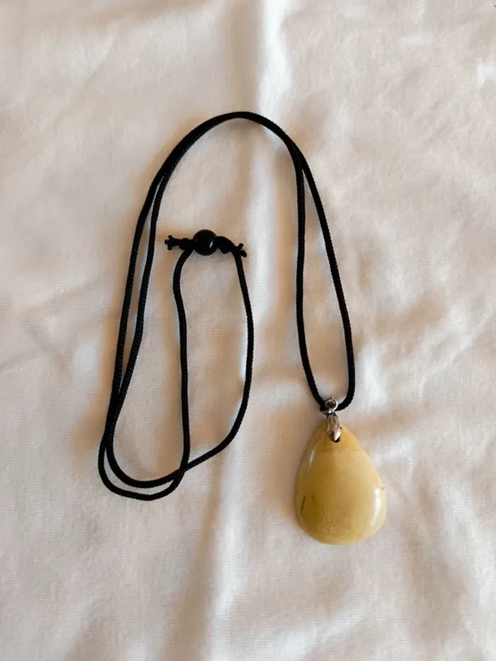 Collier énergie femme en pierre naturelle calcite jaune lithothérapie - photo numéro 2