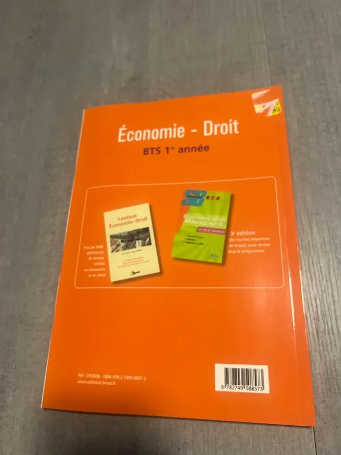 Livre économie droit pour BTS 1ère année - photo numéro 2