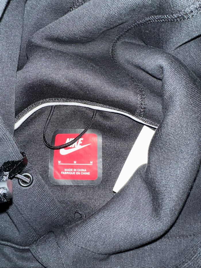 Pull Nike tech Noir - photo numéro 6