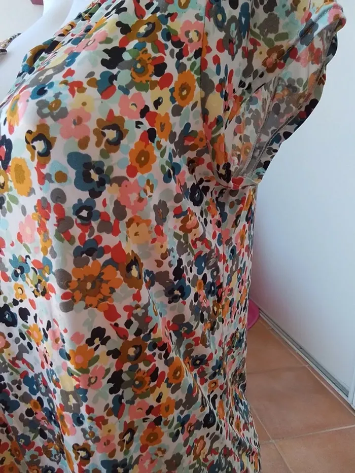 Tee shirt manche courte fleuri - photo numéro 4