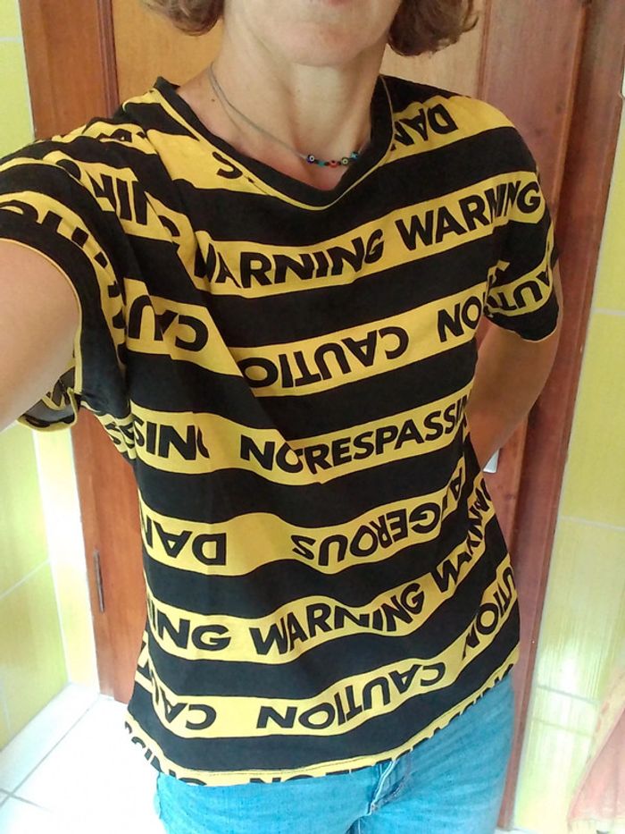 T-shirt femme jaune et noir Zara trafaluc Halloween - photo numéro 2