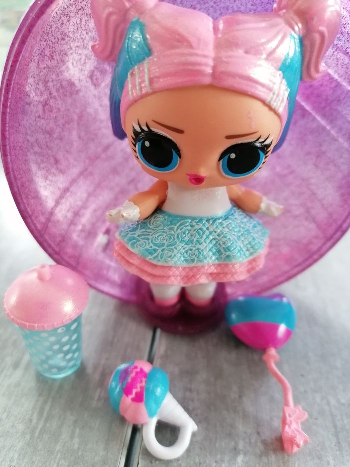 Poupee LOL surprise - photo numéro 2