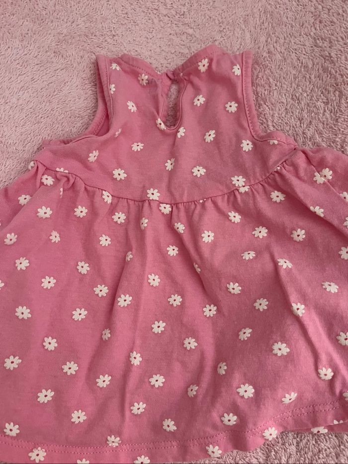 Robe rose 3 mois - photo numéro 2