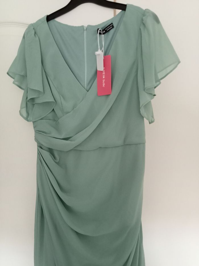 Robe de cérémonie - photo numéro 2
