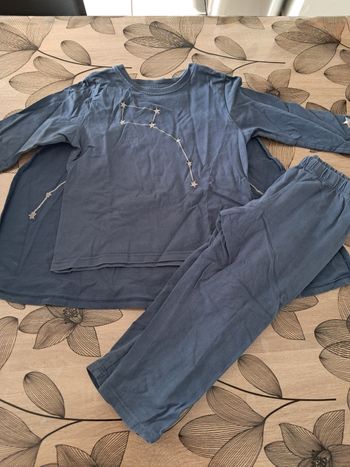 Pyjama 2 pièces avec cape