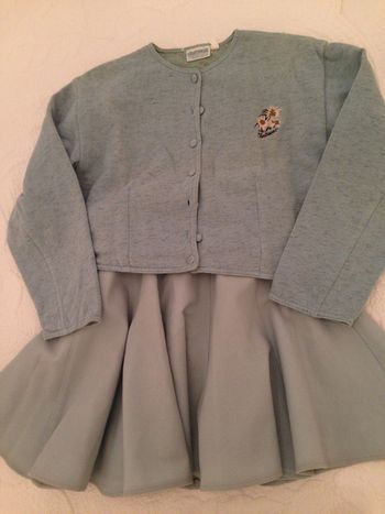 Très joli ensemble bleu turquoise clair