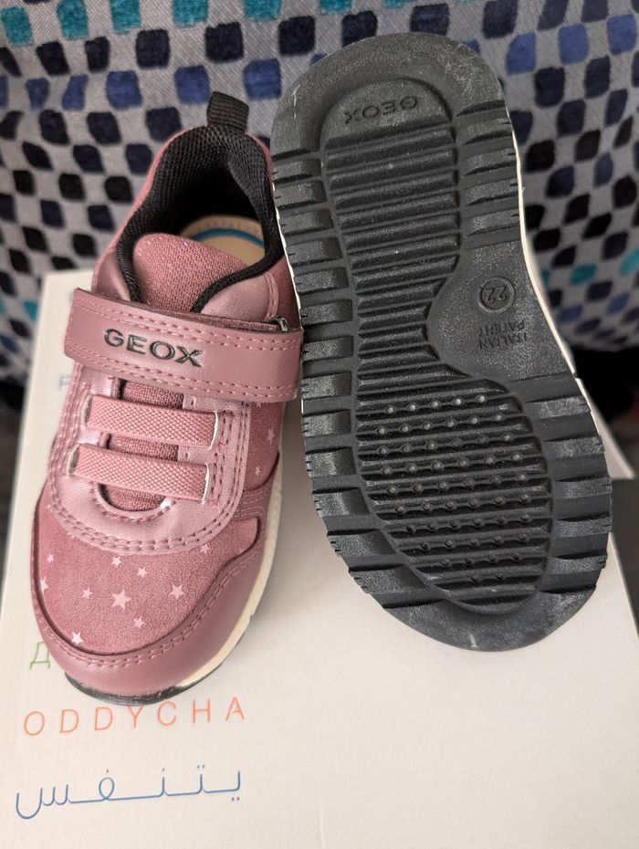 Baskets fille en cuir et autre cuir. Taille 22. Neuf. Geox - photo numéro 6