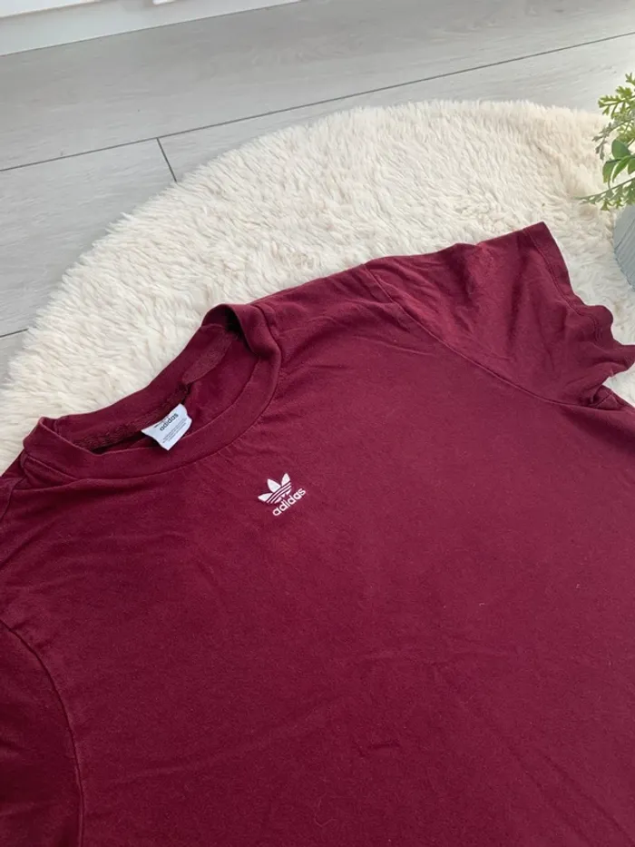 T shirt Adidas mixte  en parfait état - photo numéro 3