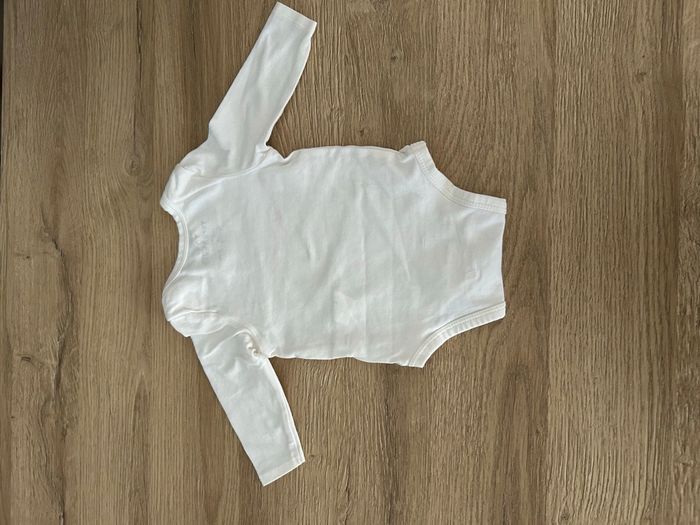 Lot 4 bodies bébé fille taille 3 mois Petit Bateau, Tape à l’œil, Kiabi - photo numéro 7