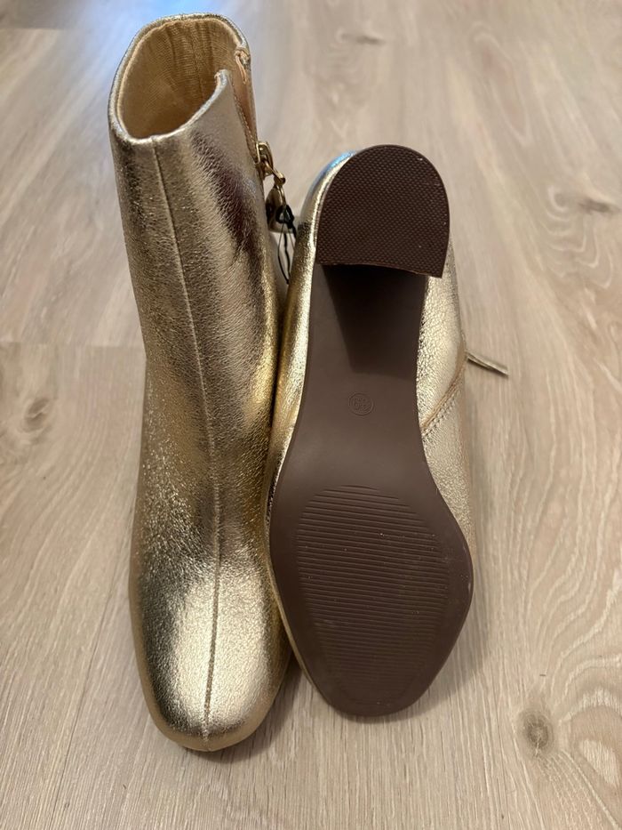 Bottines dorées à talons - photo numéro 3