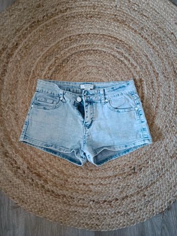 Short en jean clair