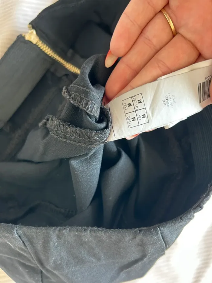 Pantalon noir mim tailleM - photo numéro 4