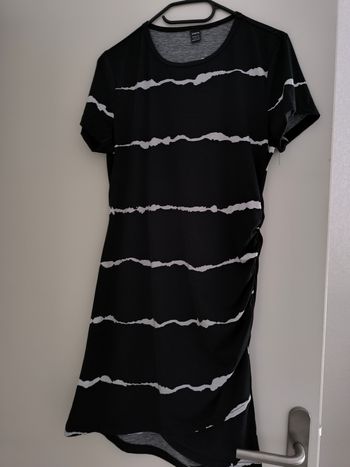 Robe effet froissé sur le côté shein Taille L