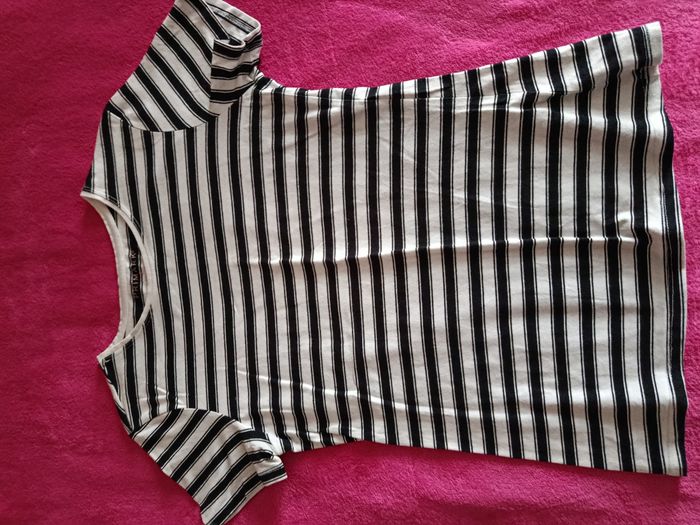 Tee shirt à rayures - photo numéro 2