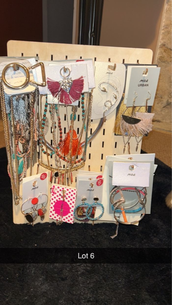 Lot 6 bijoux pour revendeur