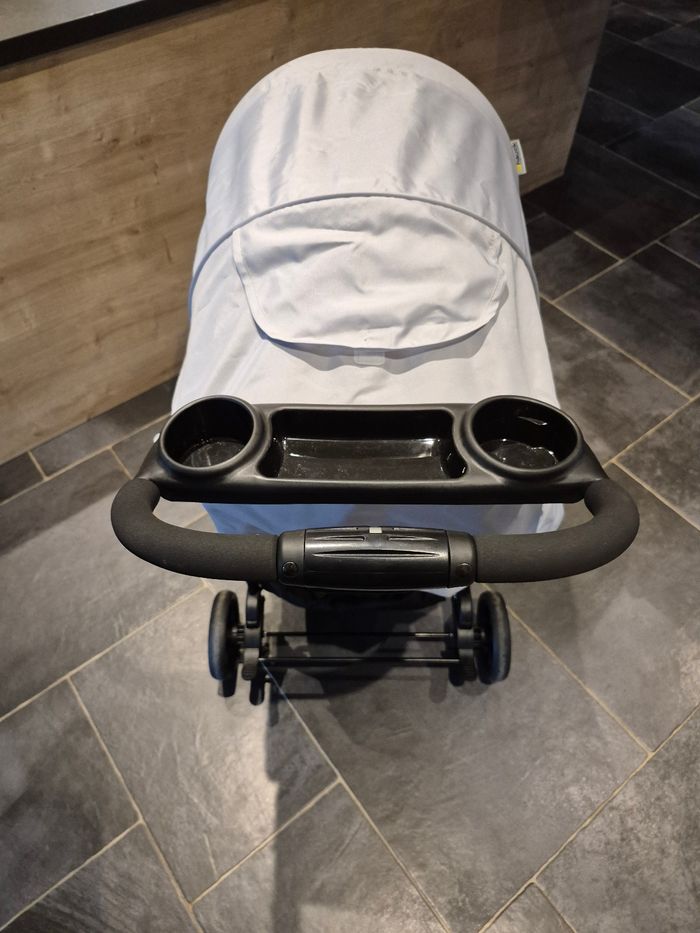 Poussette - photo numéro 3