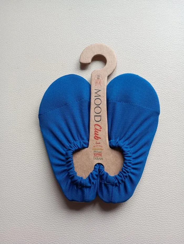Blue unisex slipstop