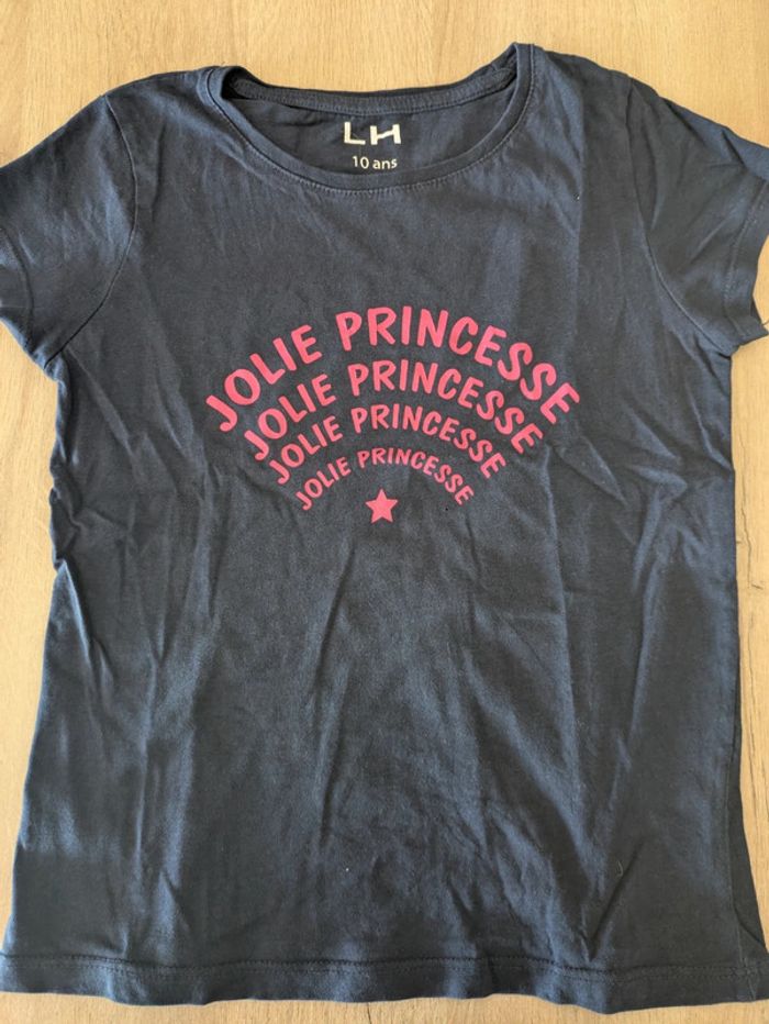Tee shirt la halle 10 ans