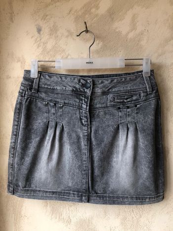 Mini jupe en jean noir délavé 36