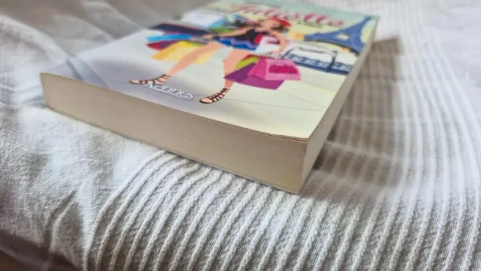 Livre  Juliette à Paris de rose line brasset - photo numéro 2