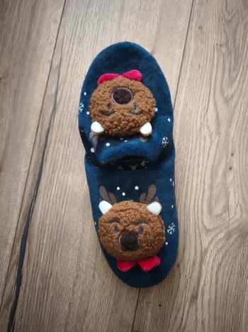 Paire de pantoufles de Noël