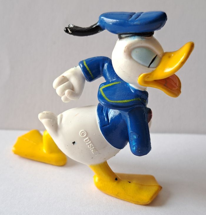 Figurine Disney Donald Duck heureux - photo numéro 2