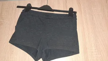 Short en coton elastane taille 11 12 ans 152 cm