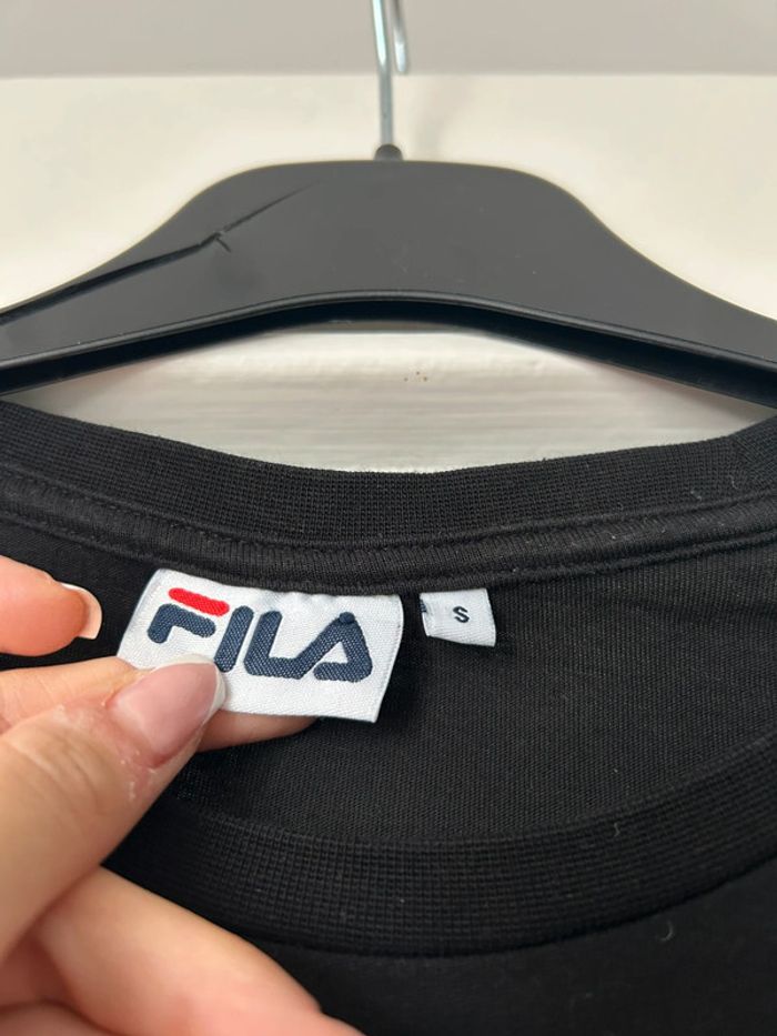 T-shirt noir Fila S neuf - photo numéro 6