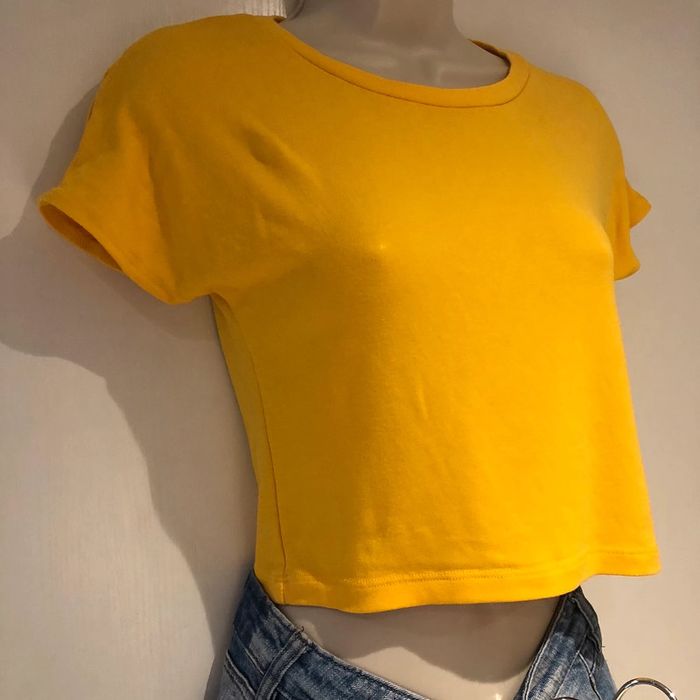 T-shirt court Zara trafaluc jaune taille S - photo numéro 13