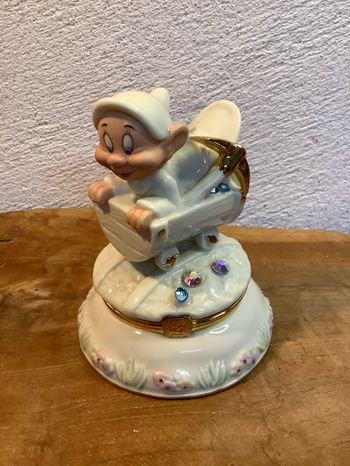 Boite Lenox disney nain simplet