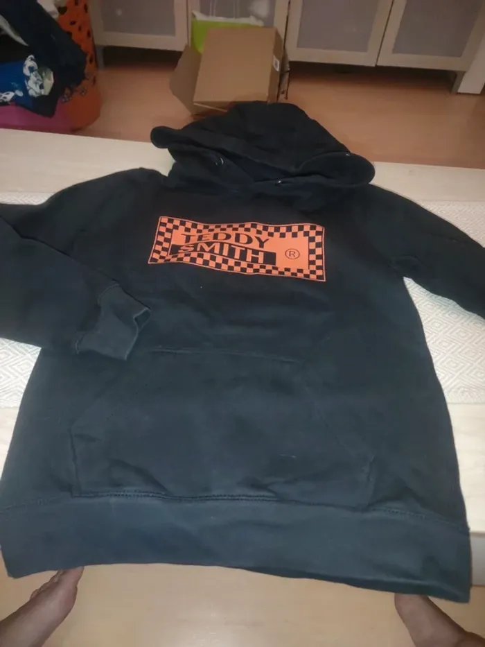 Sweat noir a capuche teddy smith 14 ans - photo numéro 3