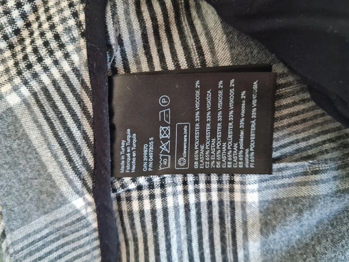 Pantalon tailleur gris et blanc à carreaux - photo numéro 5