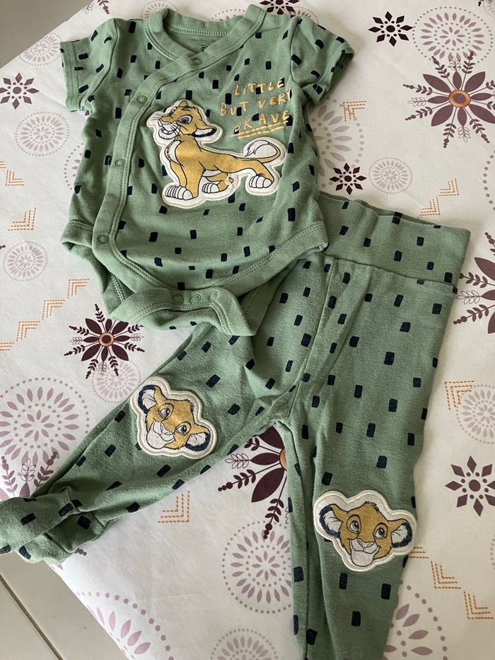 Ensemble Disney Simba