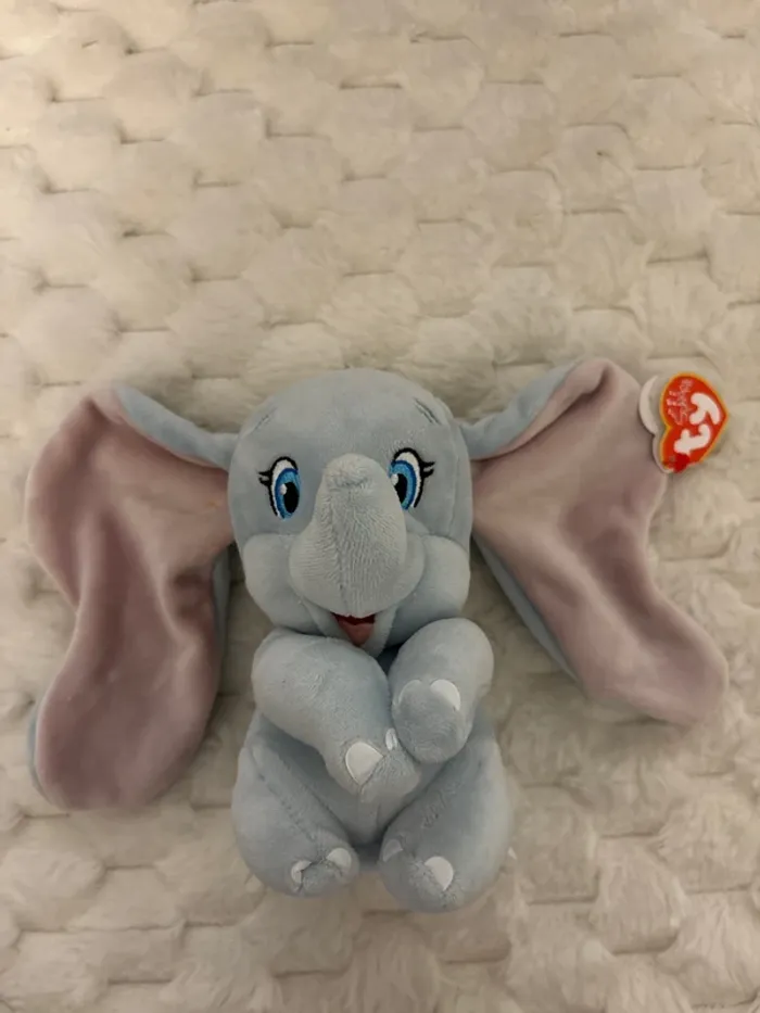 Peluche Dumbo sonore