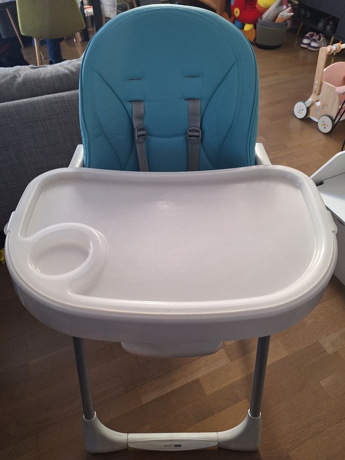 Chaise haute - photo numéro 2